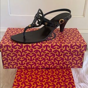 Tory Burch size 8 mid heel  black patent sandal